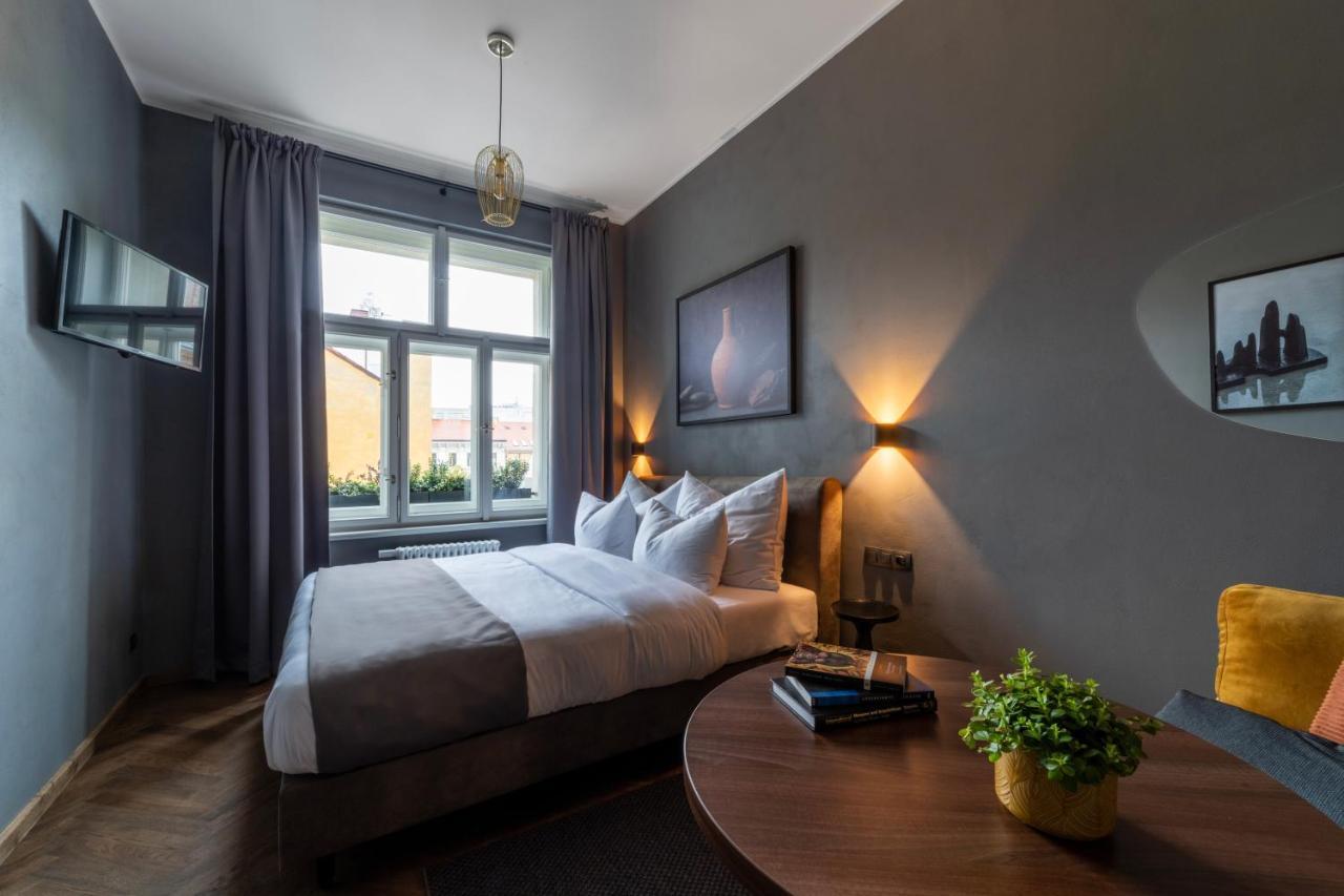 Otel The Viaduct - & Prag