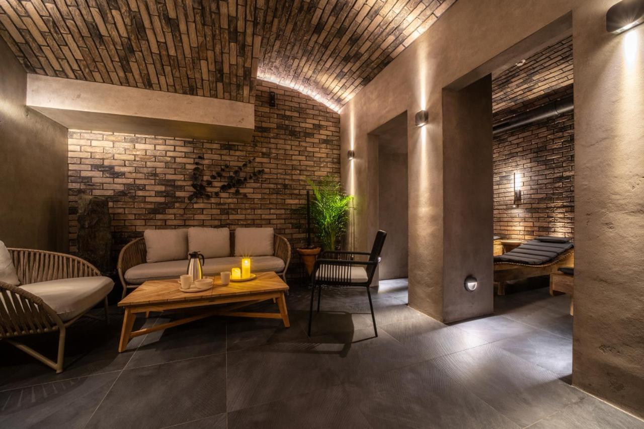 The Viaduct - & Otel 4*
