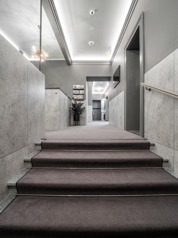 The Viaduct - & 4* Praha
